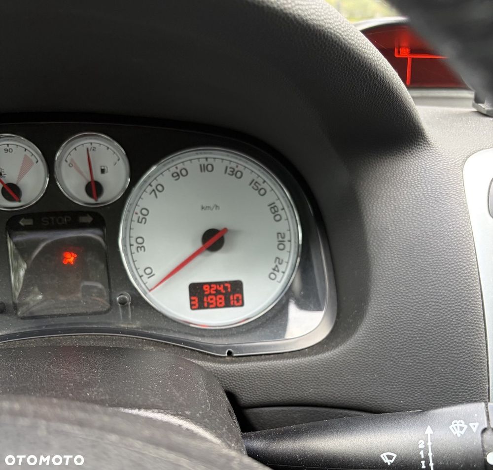 Peugeot 307 2.0 - 14