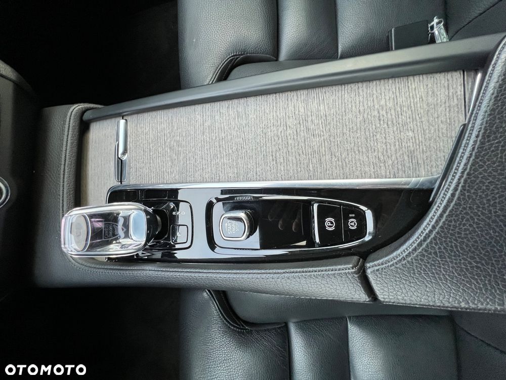 Volvo S90 D5 AWD Inscription - 17