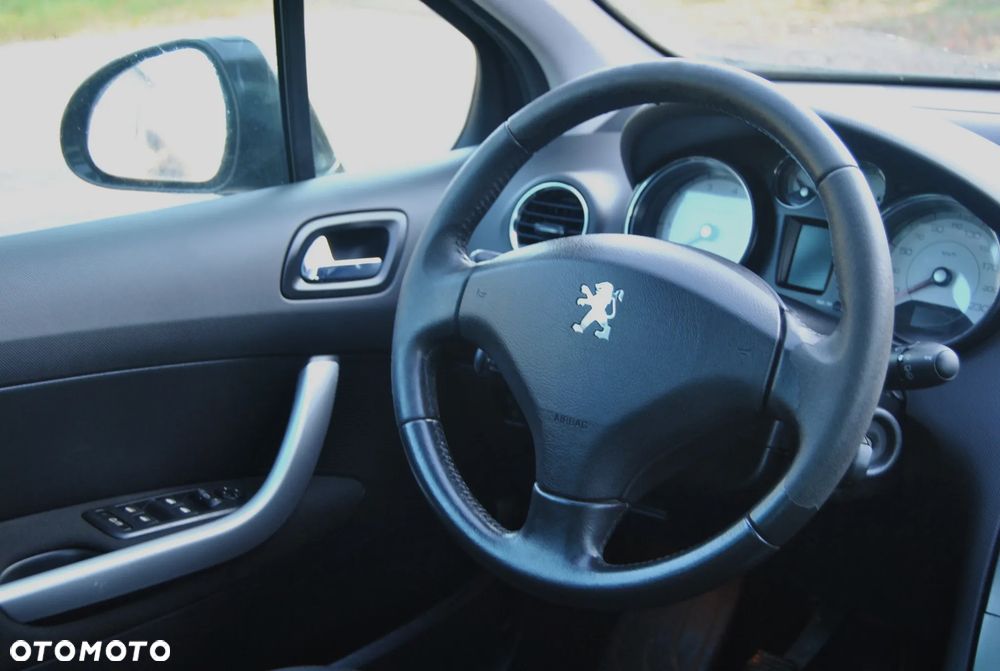 Peugeot 308 150 THP Premium - 10