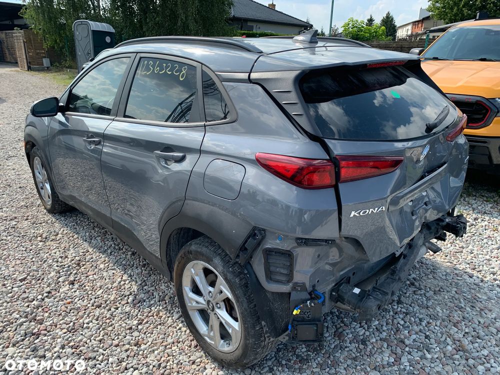 Hyundai Kona - 4