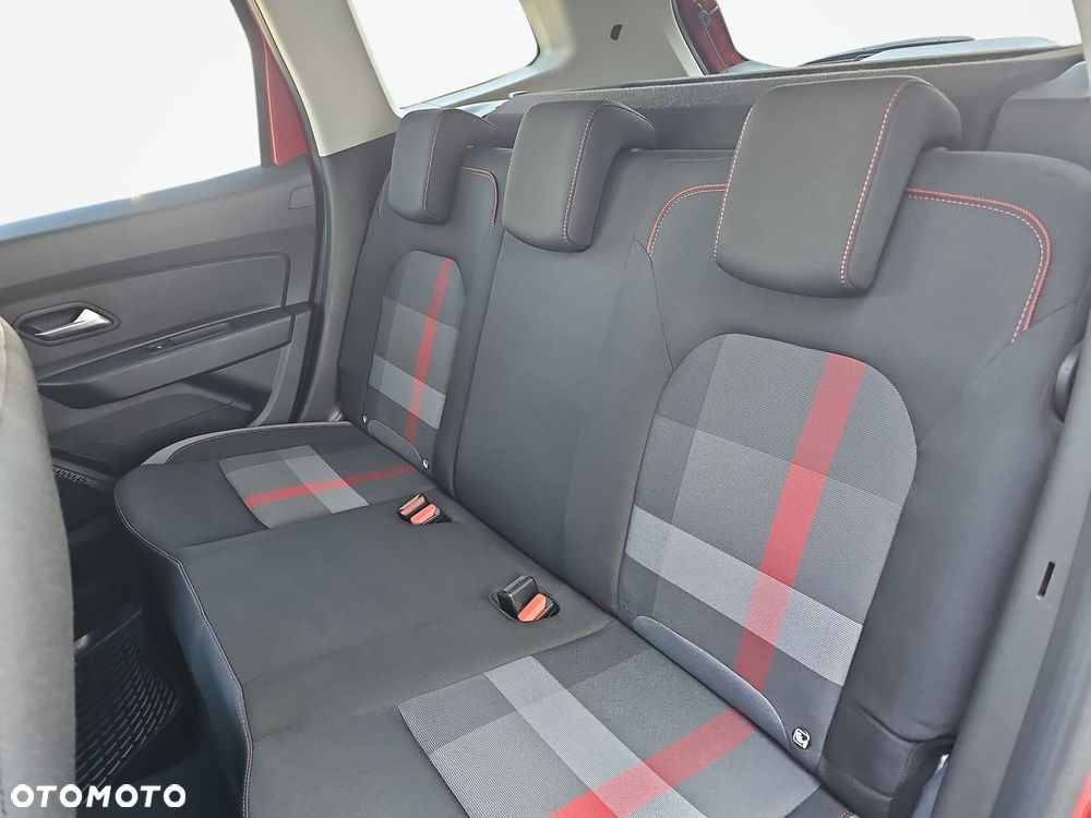 Dacia Duster 1.6 SCe Techroad - 21