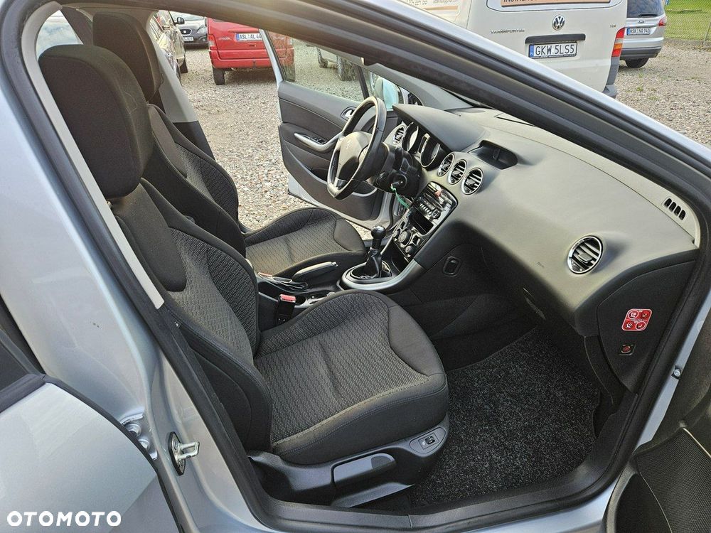 Peugeot 308 - 10