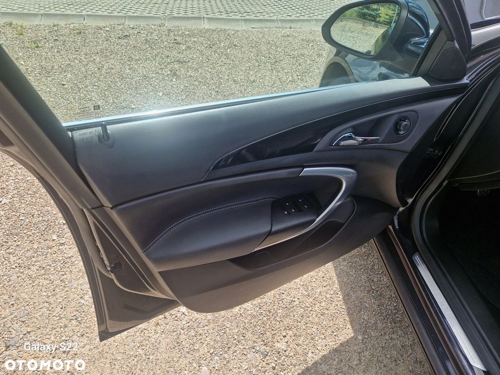 Opel Insignia 2.0 Turbo 4x4 Cosmo - 16