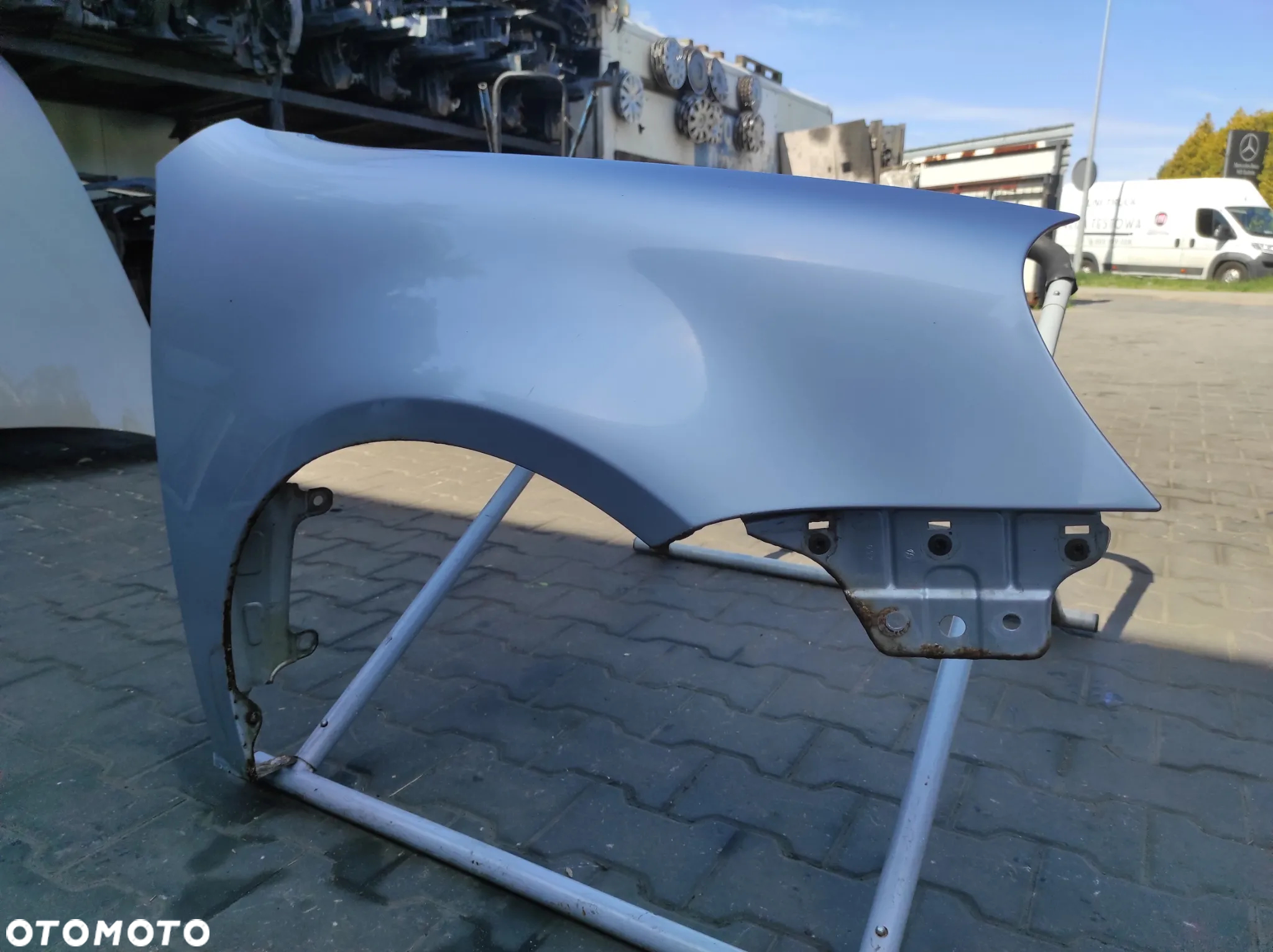 BŁOTNIK PRAWY VW GOLF 5 HB LA7W SREBRNY WYSYŁKA !!!! - 2