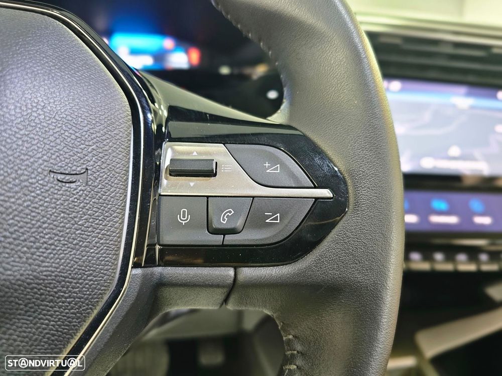 Peugeot 408 1.6 Hybrid Allure e-EAT8 - 17