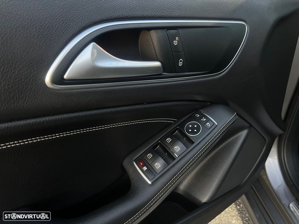 Mercedes-Benz A 200 d Urban - 12