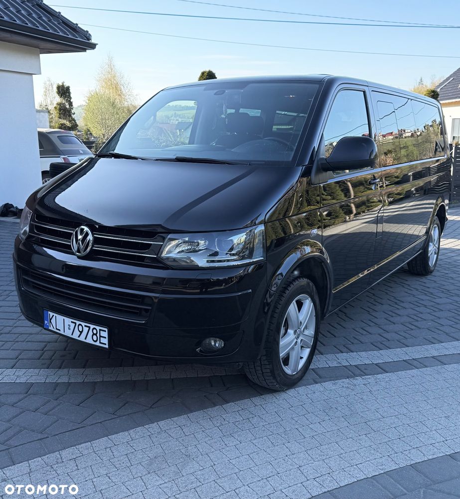 Volkswagen Multivan - 1