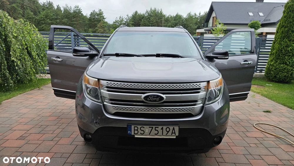 Ford Explorer - 4
