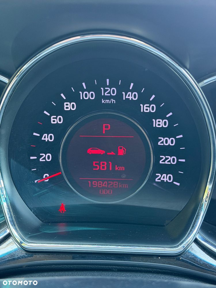 Kia Ceed - 11