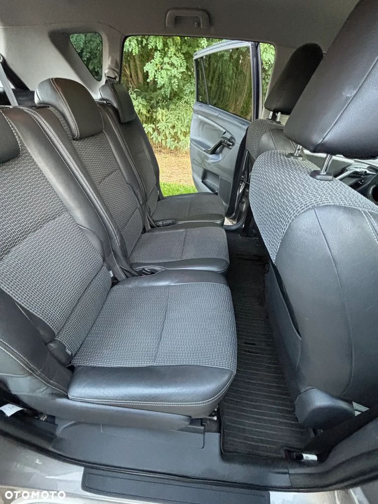 Toyota Verso 1.8 Premium 7os - 5