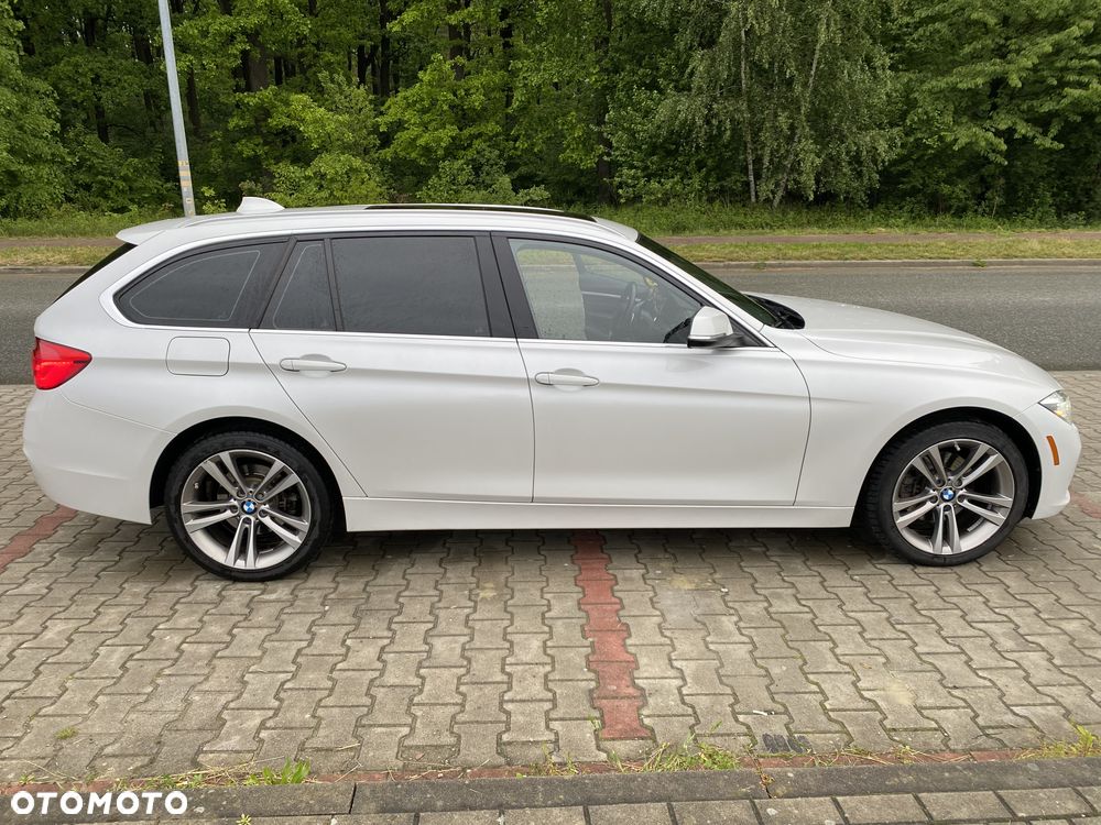 BMW Seria 3 330i xDrive Luxury Line - 10