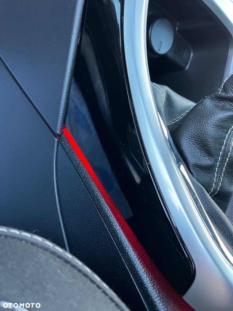 Opel Astra 1.4 Turbo Design Edition - 14