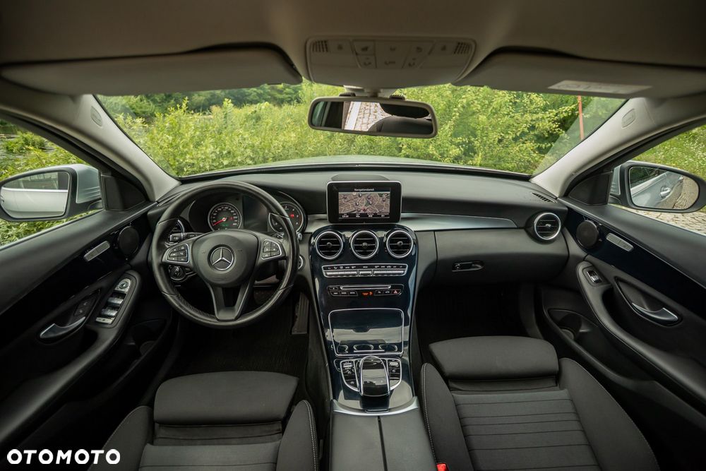 Mercedes-Benz Klasa C 200 d 7G-TRONIC - 18