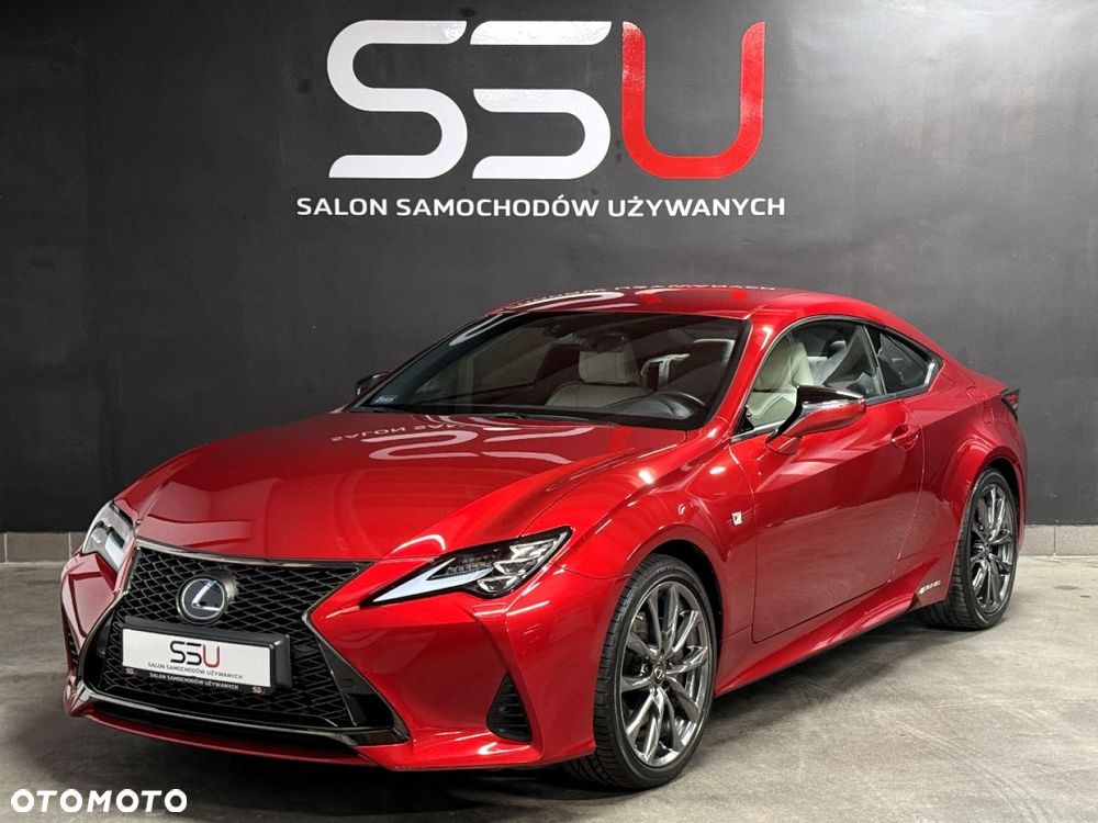 Lexus RC 300h F Sport - 1