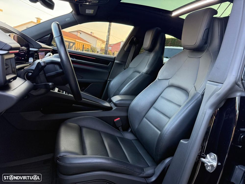 Porsche Macan Electric 4 - 13