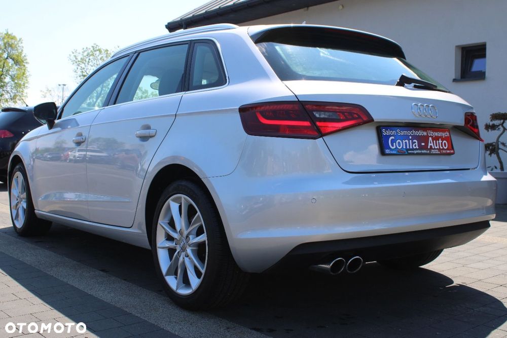 Audi A3 Sportback - 13