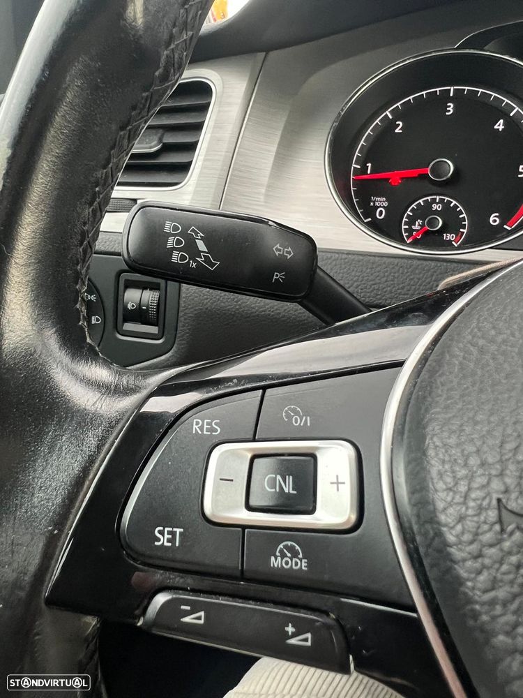 VW Golf 1.6 TDI BlueMotion Comfortline - 17