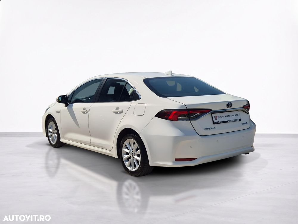 Toyota Corolla 1.8 HSD Business - 4