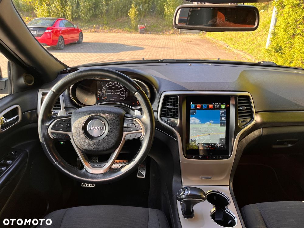 Jeep Grand Cherokee - 5