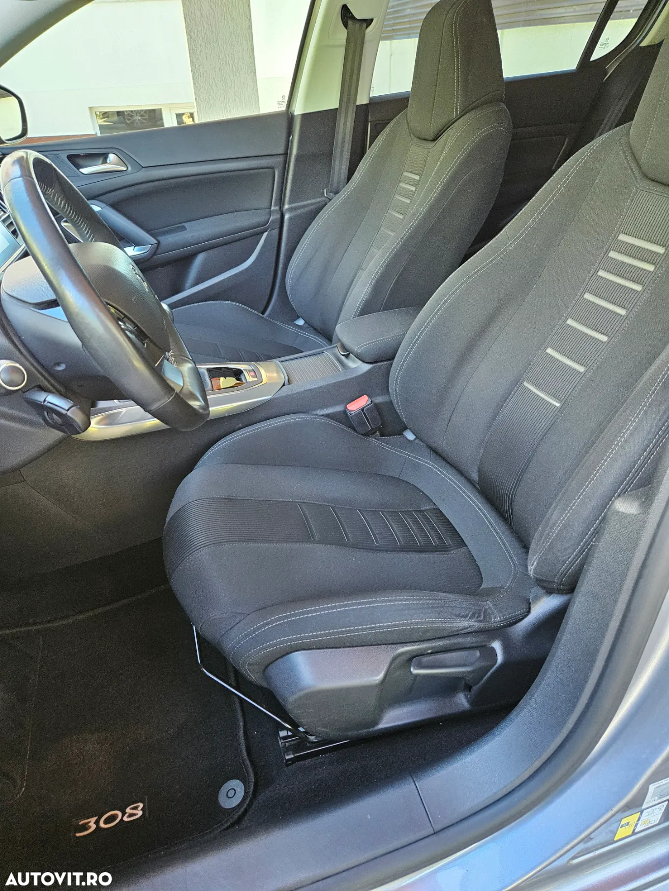 Peugeot 308 1.6 THP Active - 11
