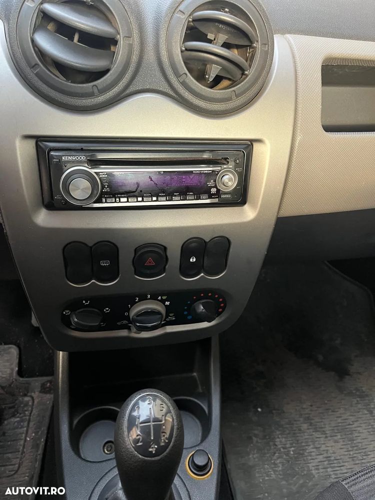 Dacia Logan 1.4 MPI - 6