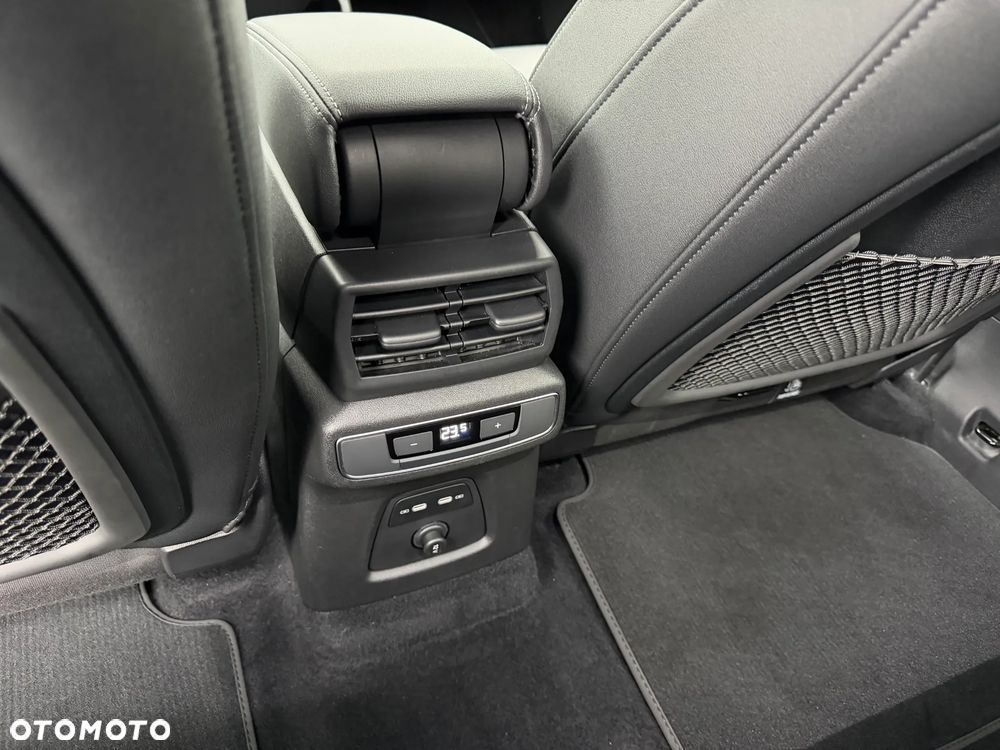 Audi Q4 e-tron 50 77kWh Quattro S Line - 22