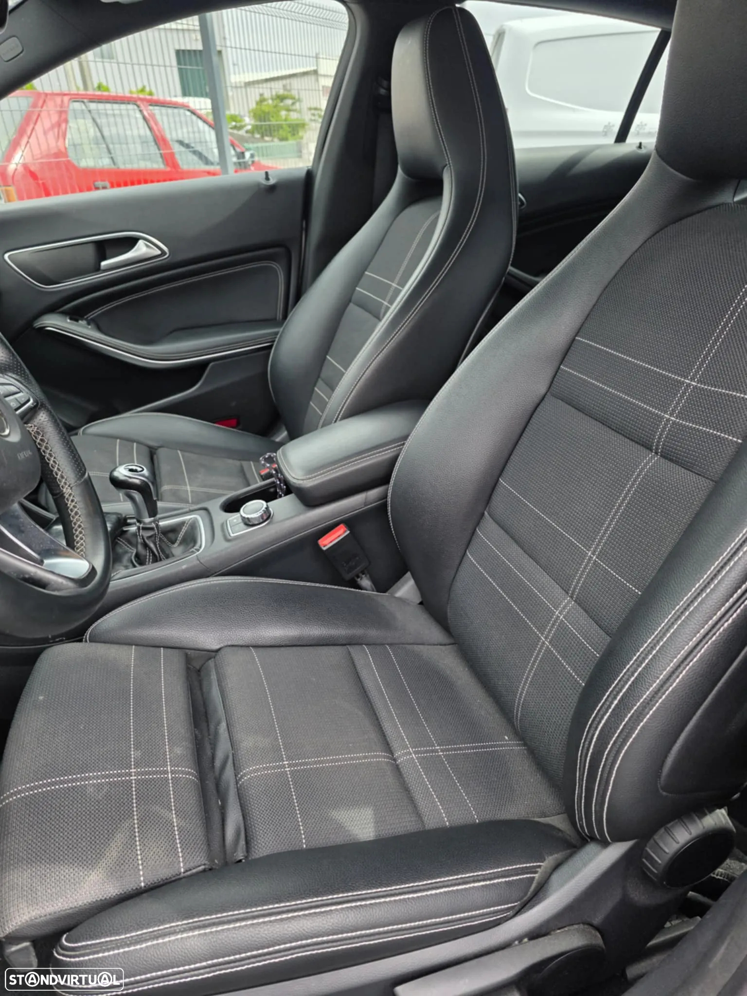 Mercedes-Benz CLA 180 d Shooting Brake AMG Line - 6