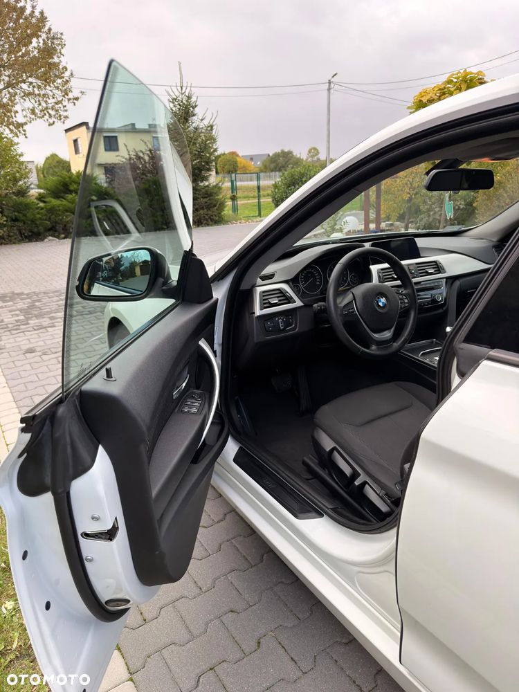 BMW 3GT 318d Advantage - 11