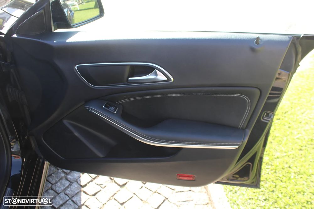 Mercedes-Benz CLA 200 CDi Urban - 24