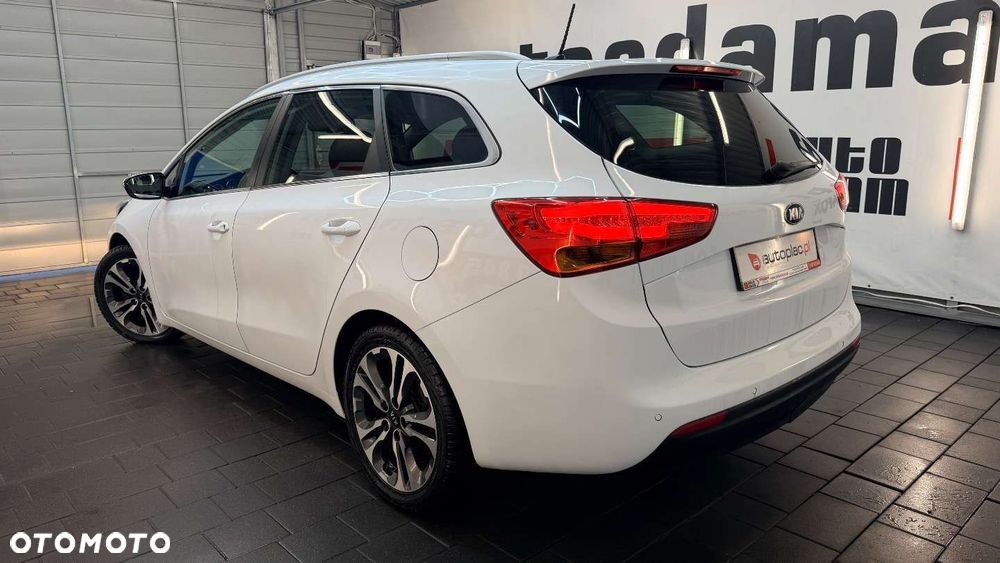 Kia Ceed 2013 photo 5