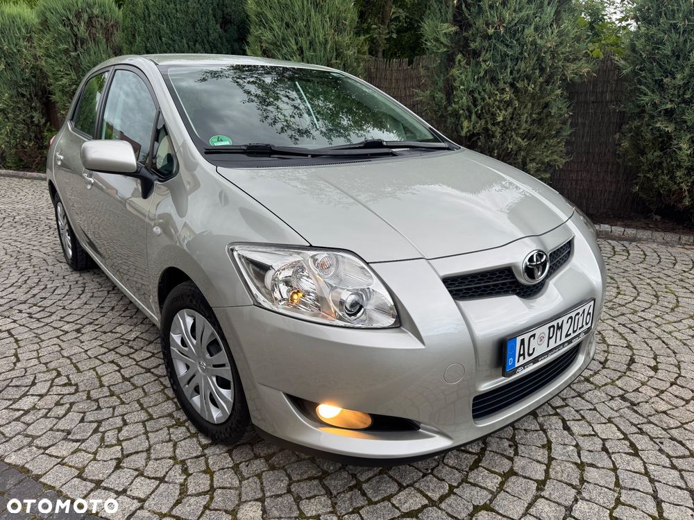 Toyota Auris 1.6 VVT-i Executive - 6