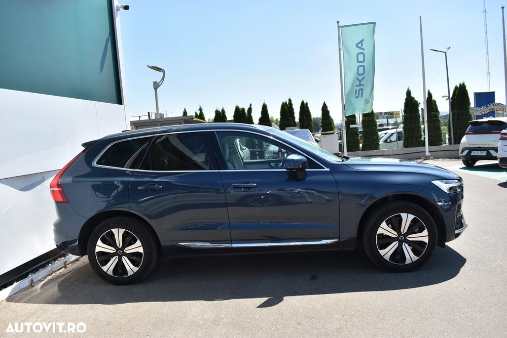 Volvo XC 60 Recharge T8 AWD AT Plus Bright - 8