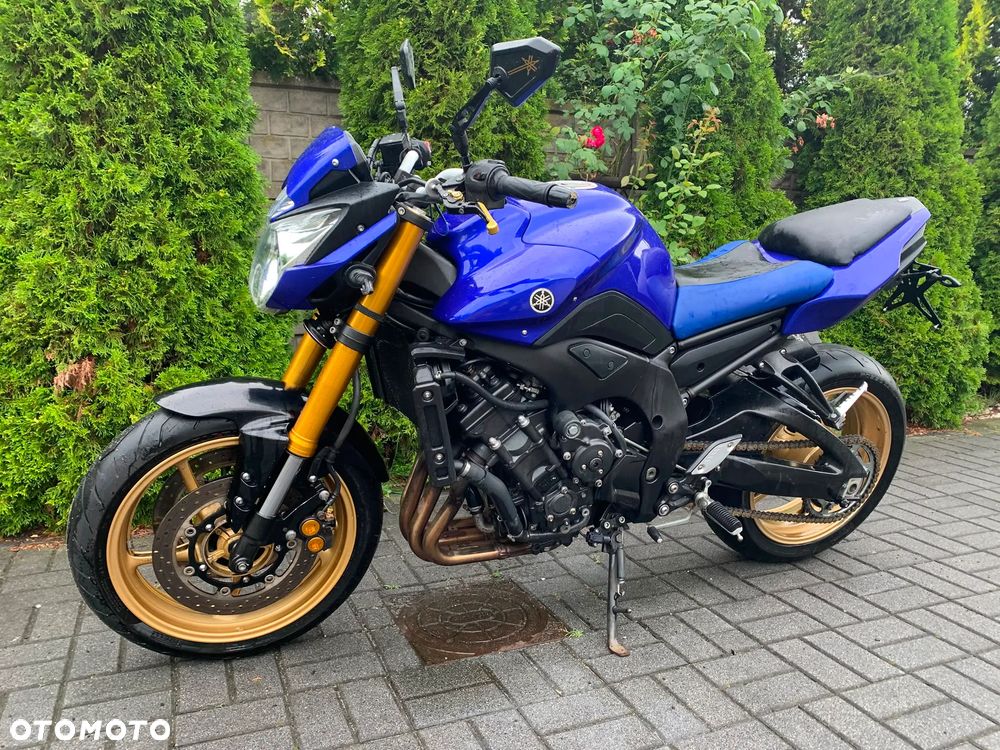 Yamaha YZF - 12