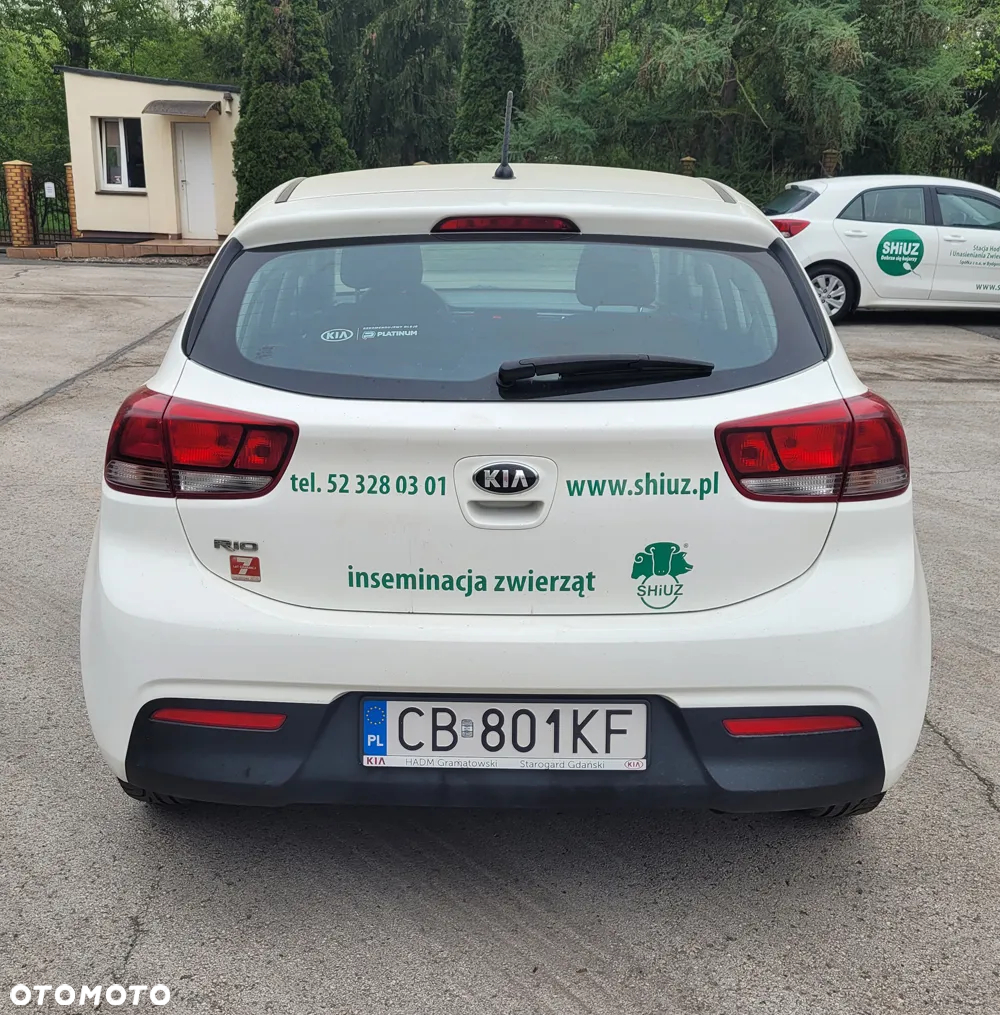 Kia Rio - 5