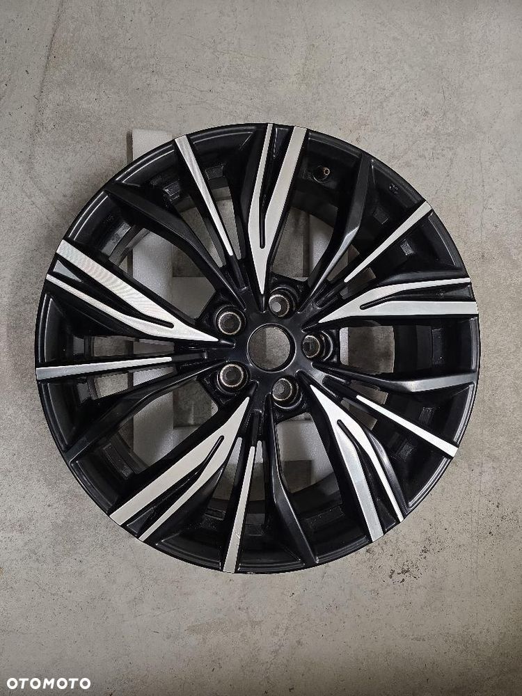 Felga aluminiowa Nissan OE JUKE II 7.5" x 19" 5x114.3 ET 35 - 1