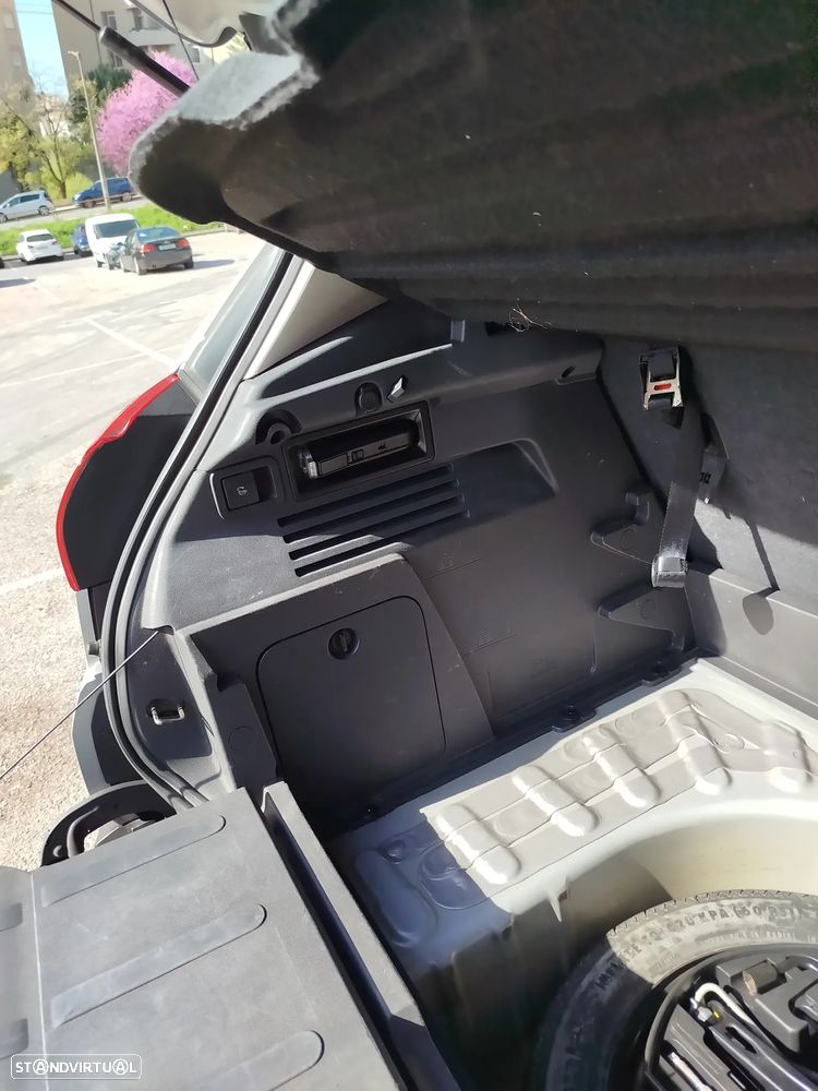 Peugeot 3008 1.6 e-HDi Allure 2-Tronic - 26