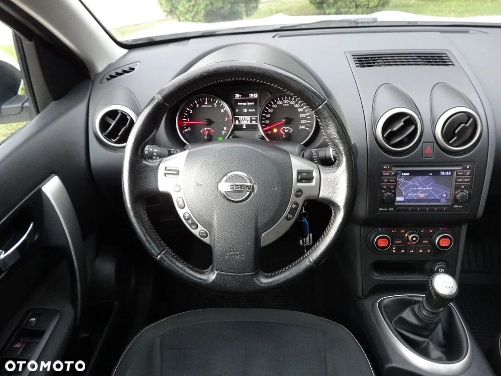 Nissan Qashqai 2.0 tekna - 20