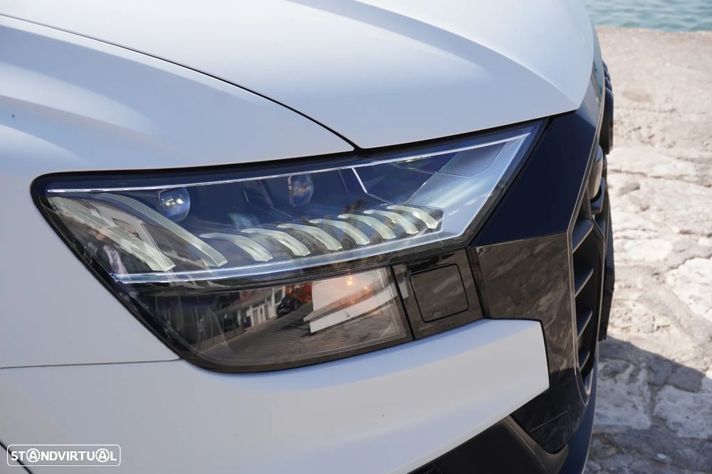 Audi SQ8 TFSI quattro Tiptronic - 22