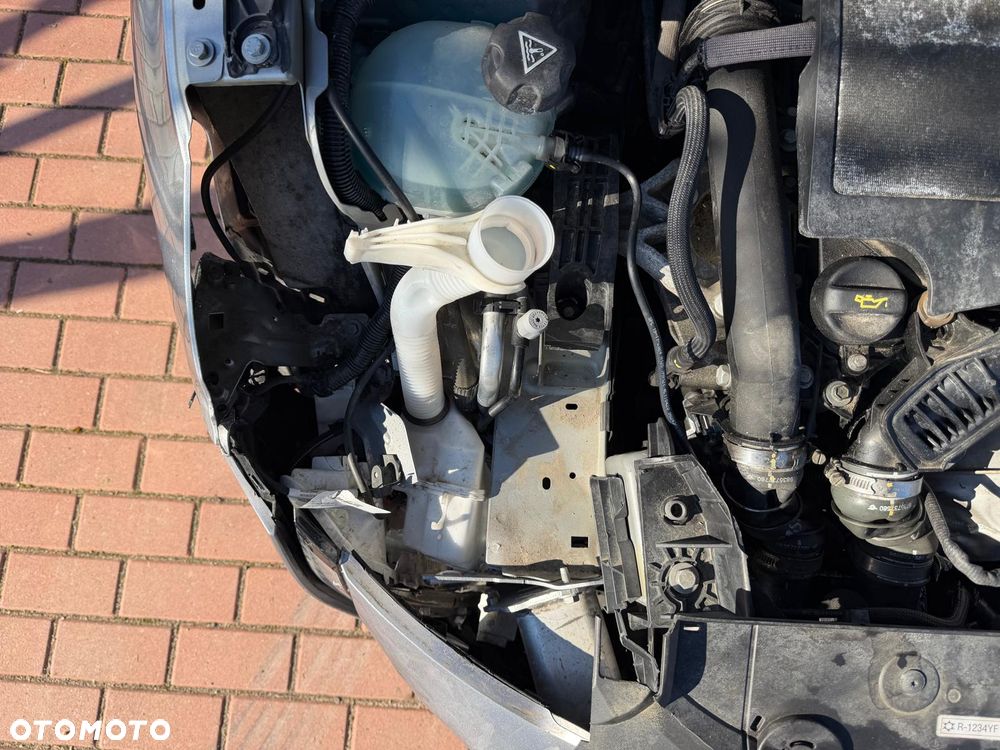 Peugeot 208 PureTech 100 Active - 21