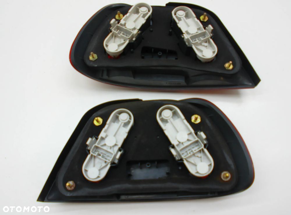 Volvo S40 Lampa tył lewa prawa strona - 3