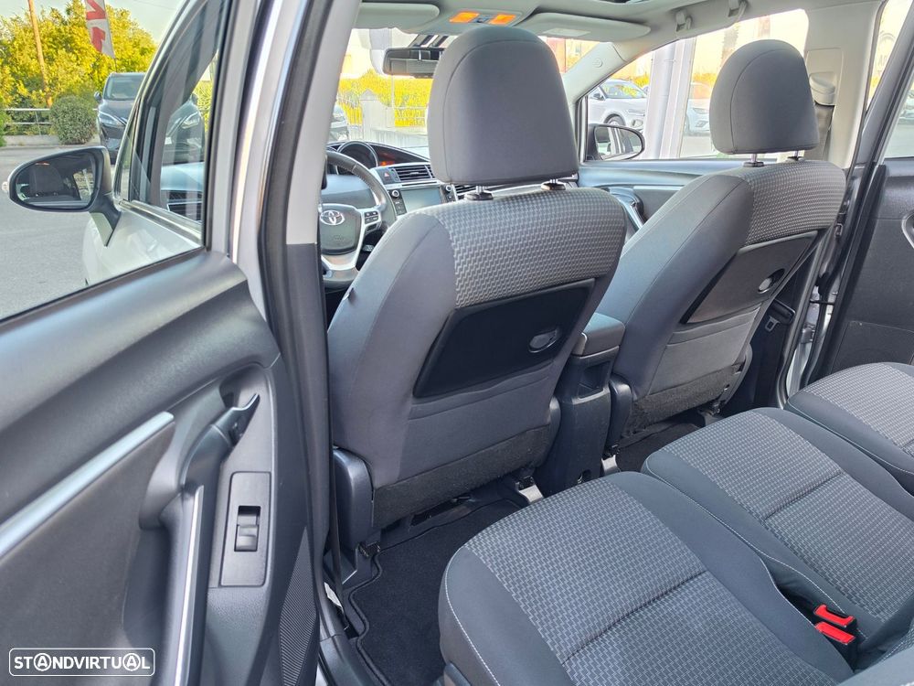 Toyota Verso 1.6 D-4D Comfort - 29