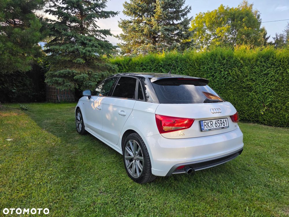 Audi A1 Sportback 1.6 TDI S line edition - 6