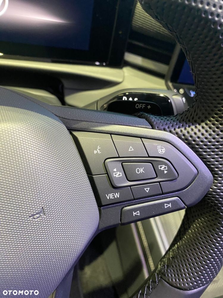 Volkswagen T-Roc 1.5 TSI R-Line DSG - 11