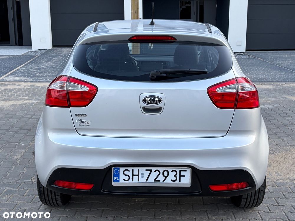 Kia Rio 1.4 Spirit - 23