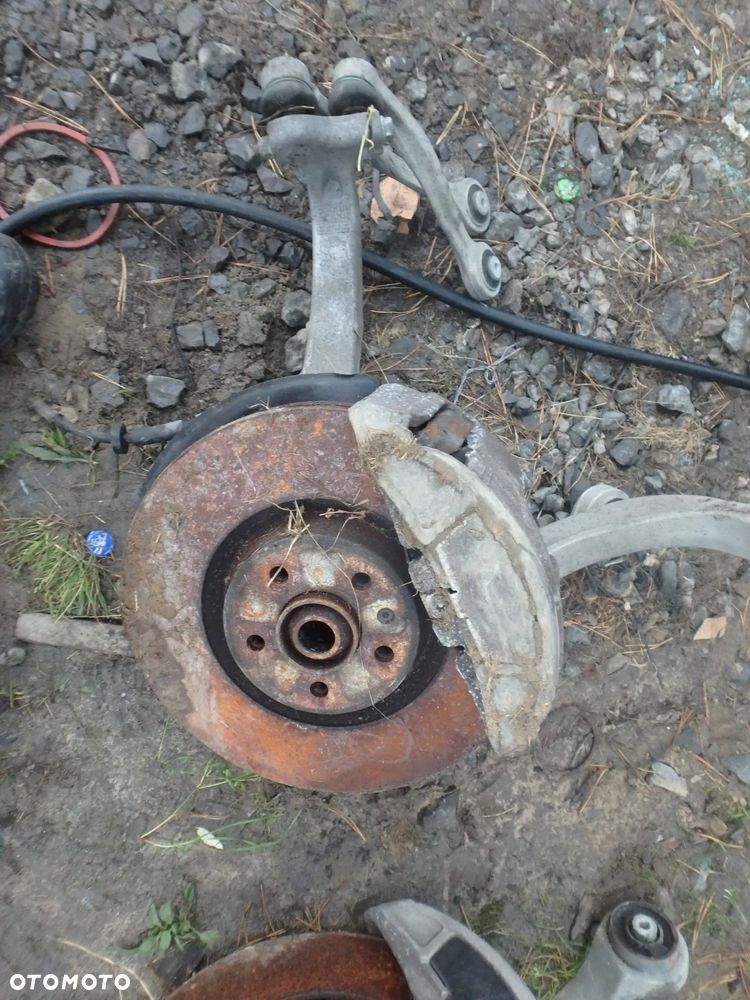 Zacisk hamulcowy prawy i lewy Audi a8 D4 - 1