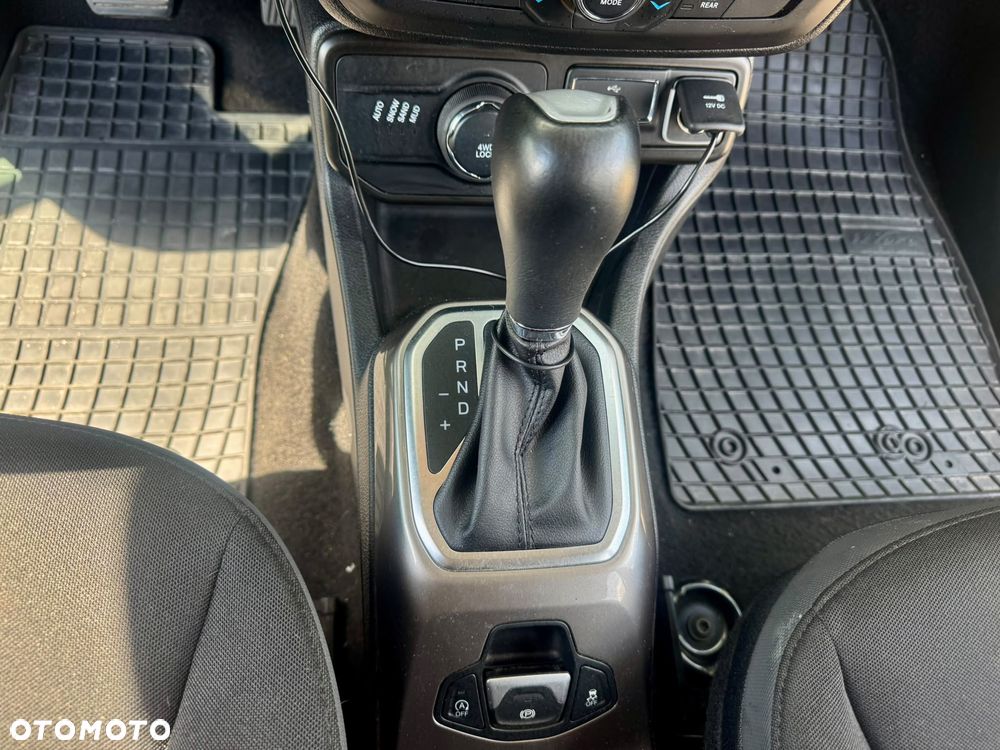 Jeep Renegade 1.3 GSE T4 Turbo Limited 4x4 S&S - 14