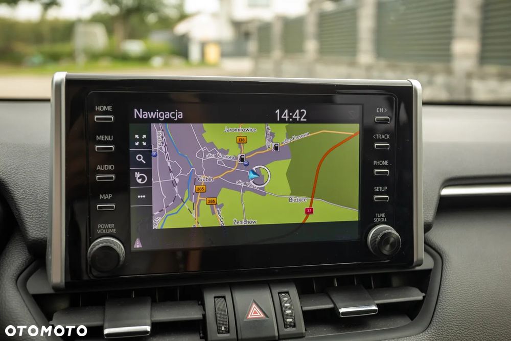 Toyota RAV4 2.5 Hybrid Black Edition by JBL 4x4 - 24