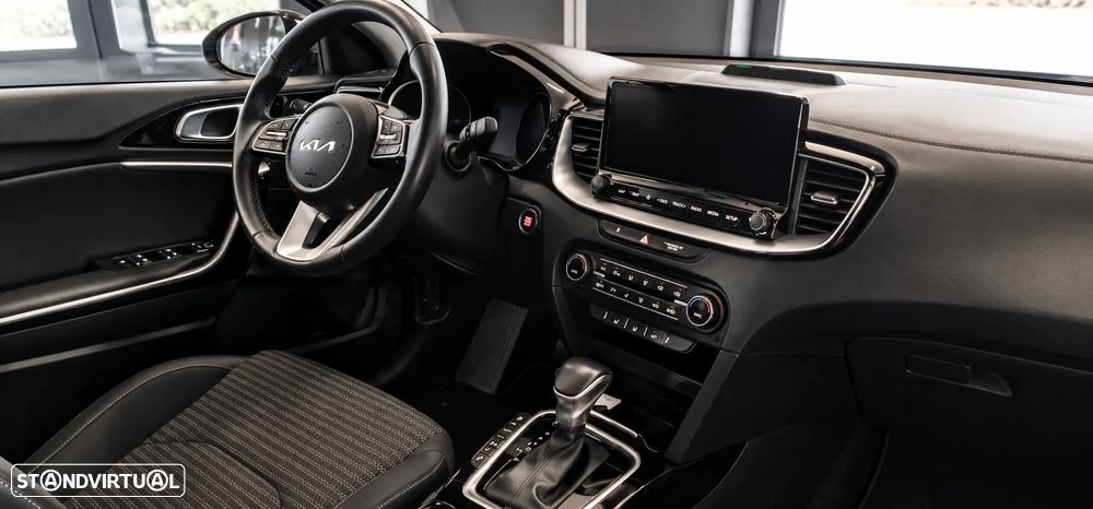 Kia Ceed SW 1.6 GDI DCT OPF Platinum Edition - 24