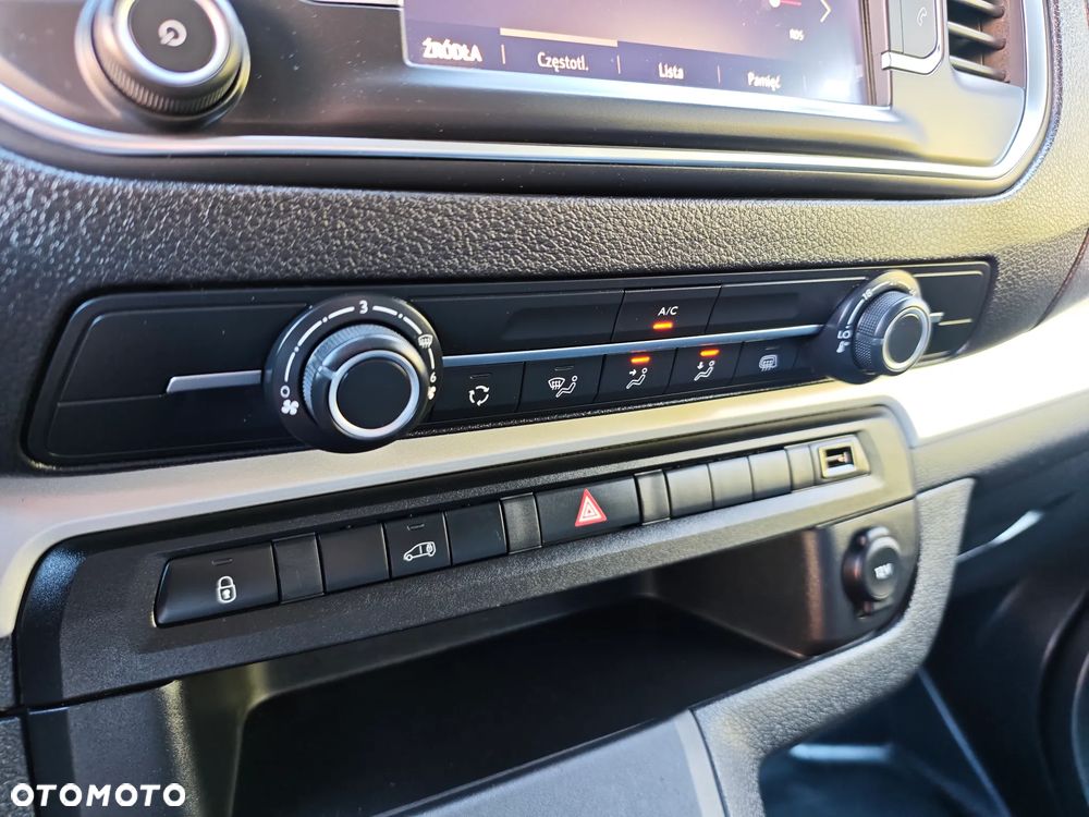Opel Vivaro - 23
