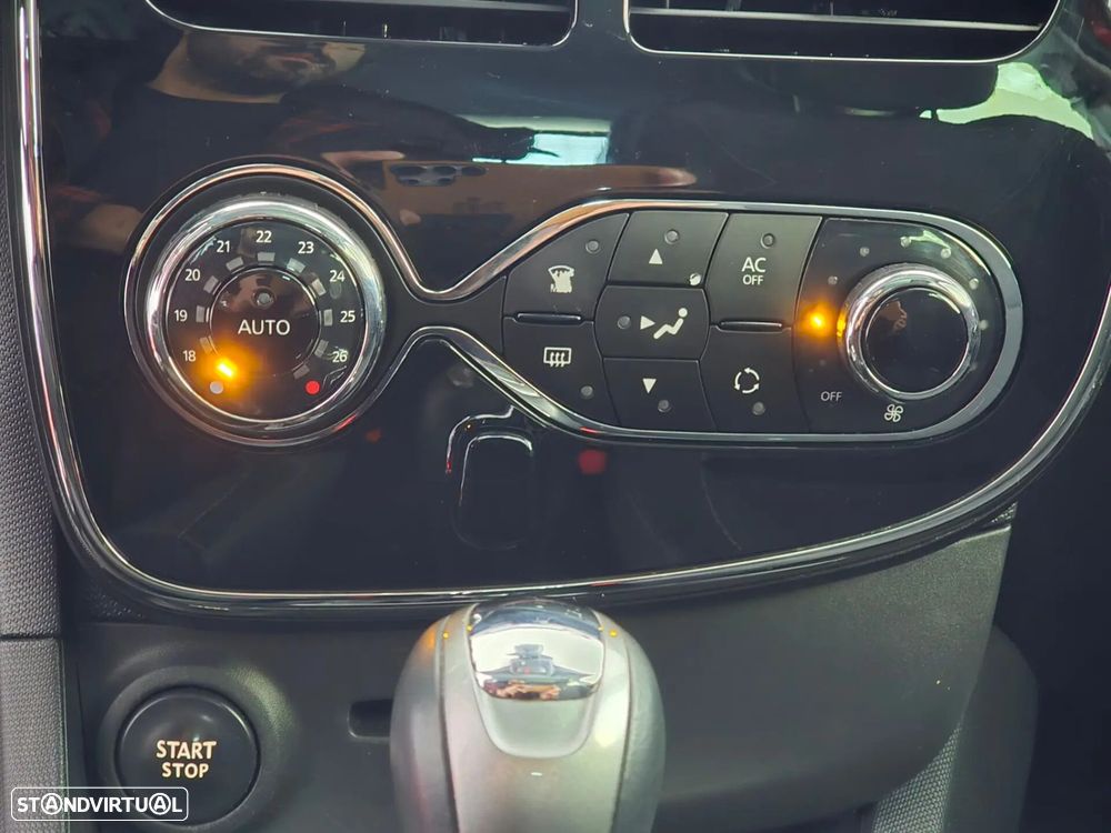 Renault Clio 1.2 TCE GT EDC - 11
